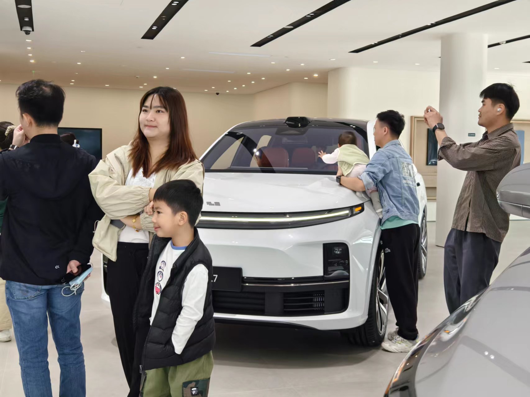 Emc易倍体育：广东“以旧换新”热潮席卷“五一”假期万亿市场大有可为(图3)