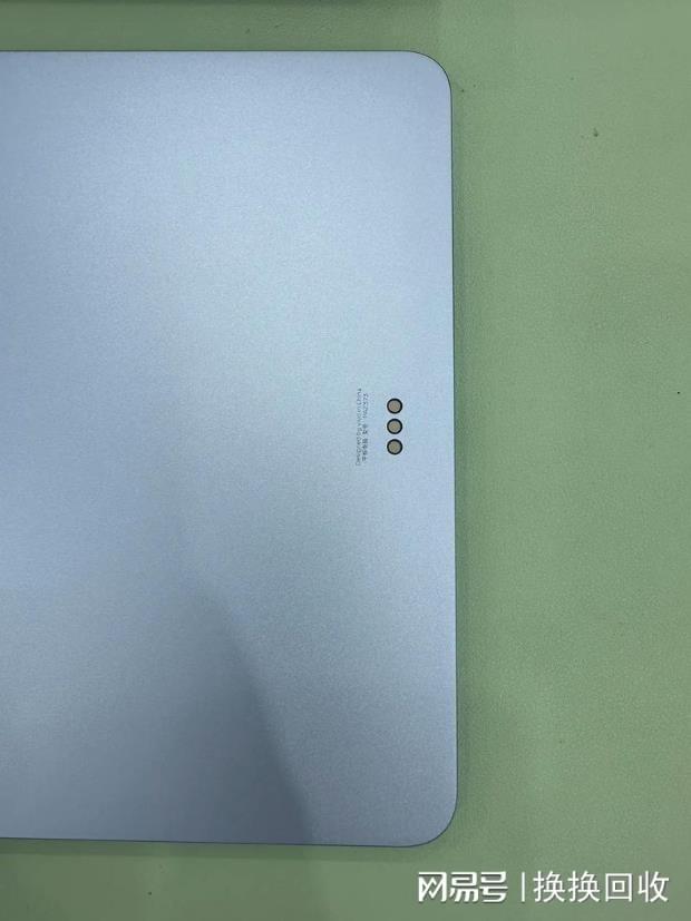 Emc易倍体育：平板回收市场新趋势：换换回收平台引领定价透明新风尚(图2)