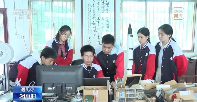 易倍体育网站：邵阳17岁少年自制“火箭”火爆出圈！(图11)