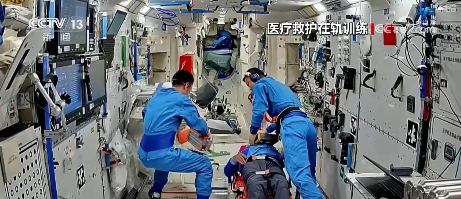 添置新防护→医疗救护→科学实(试)验……神二十乘组工作周记亮点多(图6)