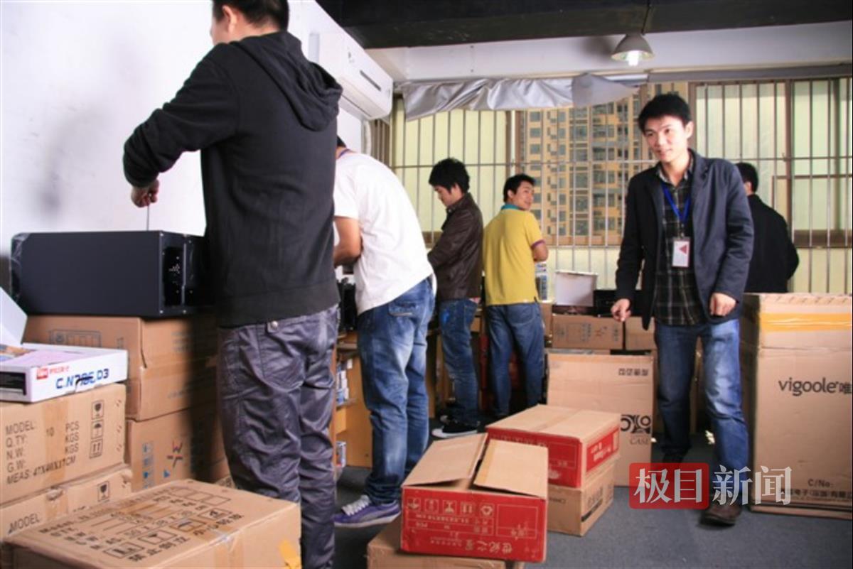 易倍体育网站：从广埠屯方寸柜台到光谷现代化园区宁美国度用15年写就坚守与创新(图2)