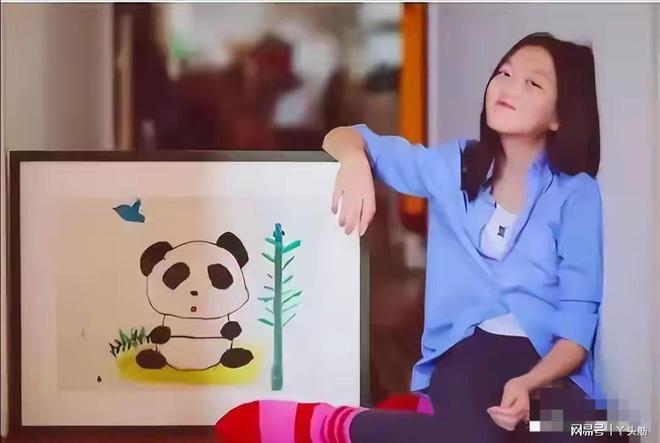 易倍体育网站：李嫣关店那天没人拍照没发朋友圈亲手把12个袋子扔进回收箱(图5)