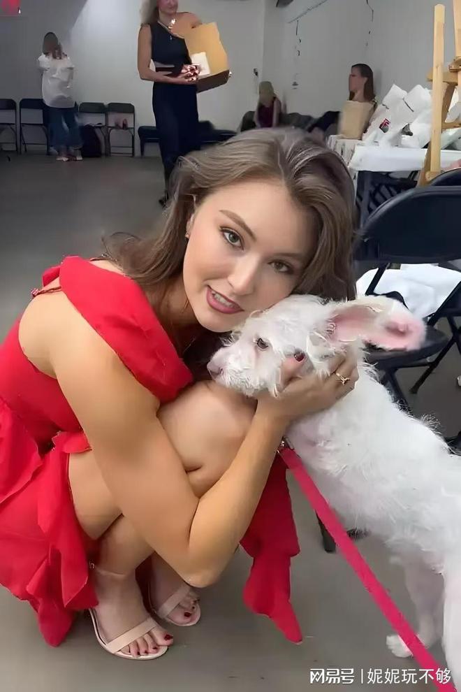 大雷女神这身材真绝谁能顶得住发明家身份再掀波澜(图16)