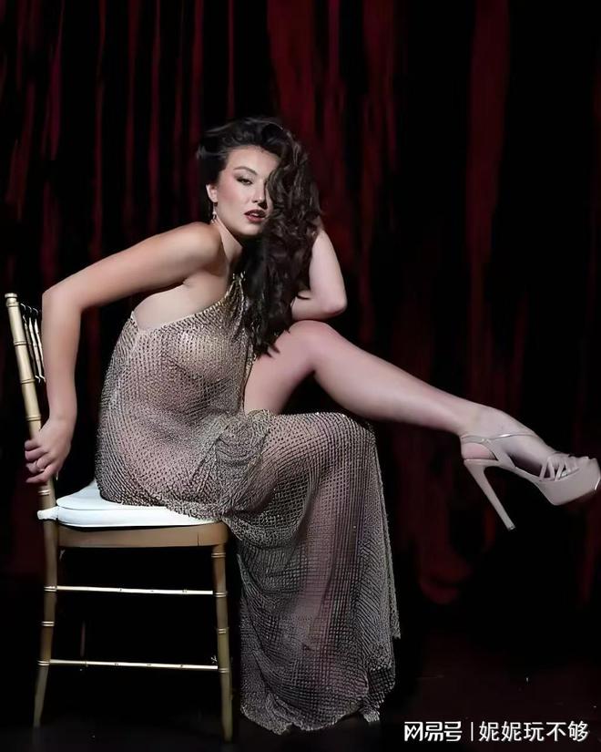 大雷女神这身材真绝谁能顶得住发明家身份再掀波澜(图15)