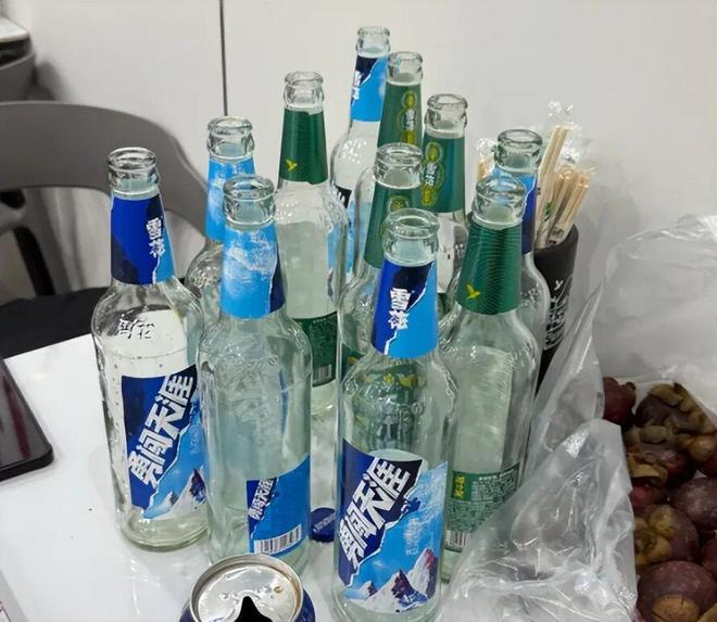 以前啤酒瓶1毛一个如今却只能扔掉为啥如今不回收啤酒瓶了？(图4)