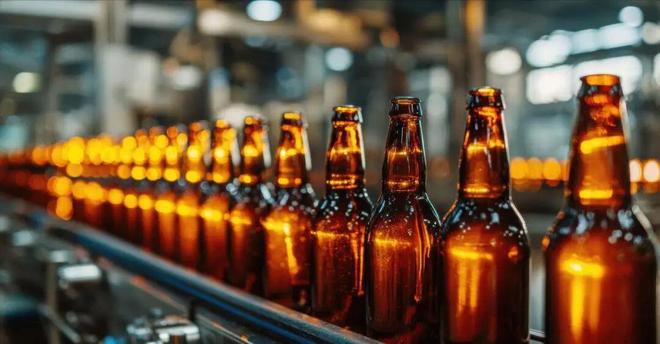 以前啤酒瓶1毛一个如今却只能扔掉为啥如今不回收啤酒瓶了？(图3)