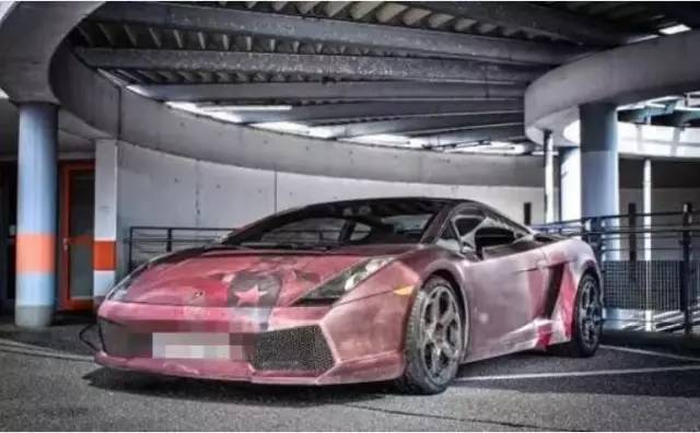 Emc易倍体育:价值40万的重型机车一按启动就…………车主当街痛哭流涕(图7)