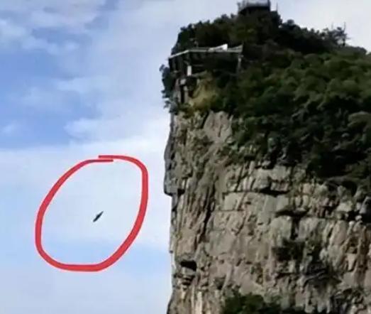 男学霸高考后泰山跳崖遗言催人泪下：如有来生再也不见(图2)